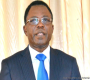 Théophile Mbemba urge Félix Tshisekedi à suspendre le débat constitutionnel pour prioriser l’intégrité territoriale