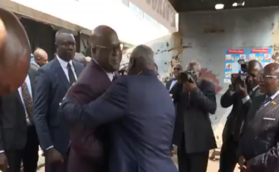Félix Tshisekedi à Brazzaville pour 48 heures : renforcement de la coopération bilatérale entre les deux Congo au cœur des discussions