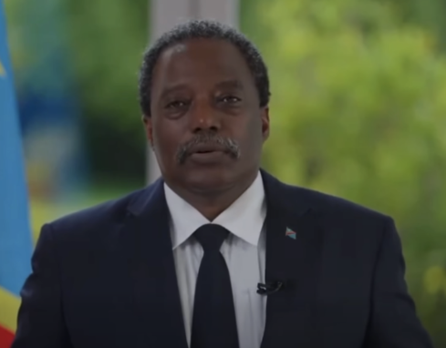 Joseph Kabila accuse Félix Tshisekedi de poursuivre...