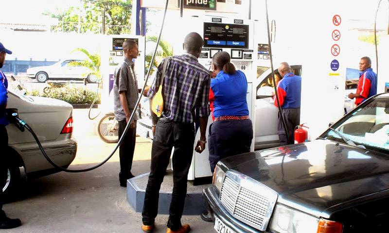 Hausse du prix du carburant dans certaines provinces : « Il ne s'agit pas de pénurie », selon le ministère des Hydrocarbures